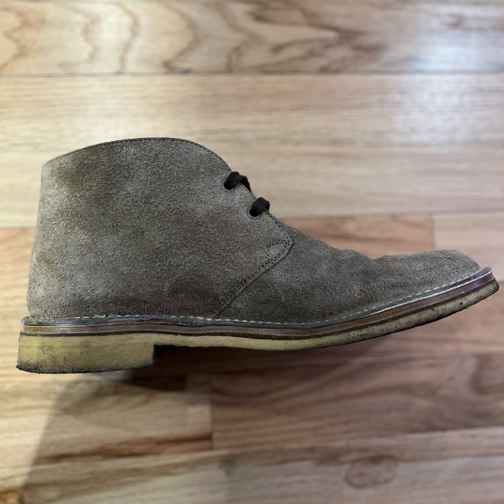 Gucci Moreau embroidered chukka boots.
Size 8.5 Gucci - 9.5 US - Picture 6 of 11